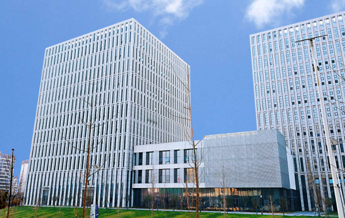集装箱制造行业2025年环保新规解读及扬州同心应对策略
